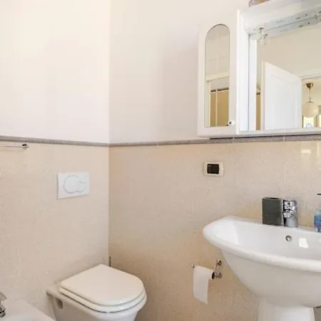 アパート Casa Robutti B