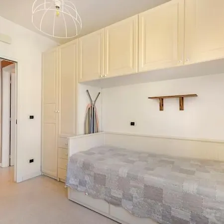 アパート Casa Robutti B